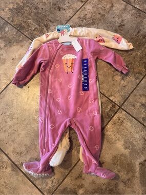 NWT set of (2) pink Pekkle fleece footed sleepers cute popcorn graphic size 12m